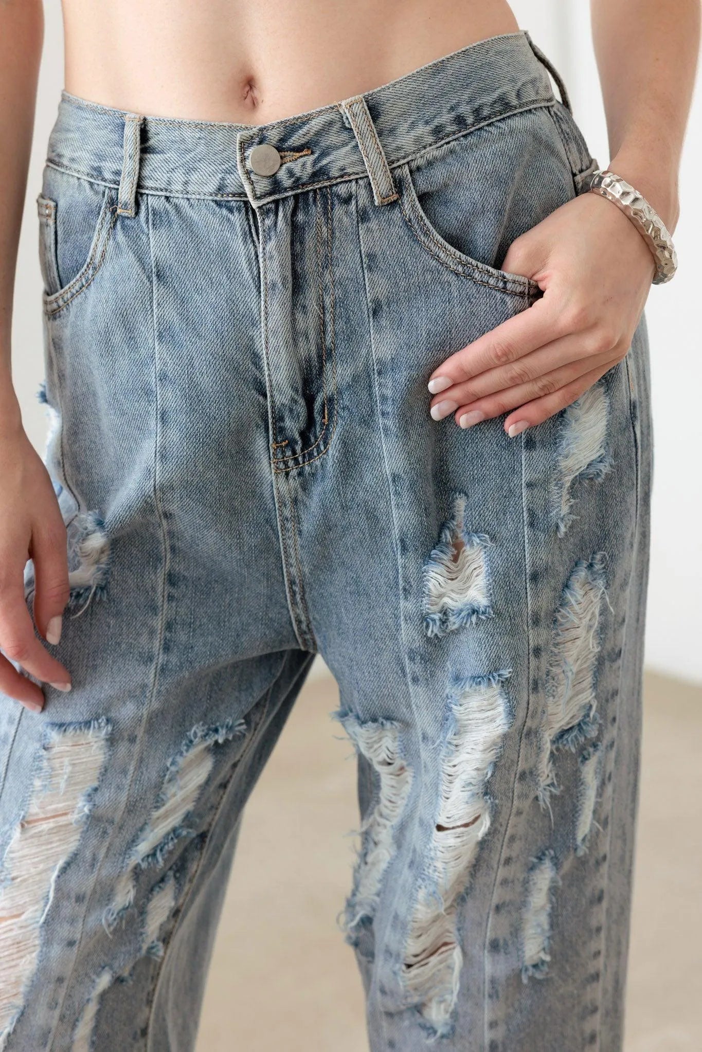 Light Blue Wash Barrel Leg High Waist Distressed Jeans