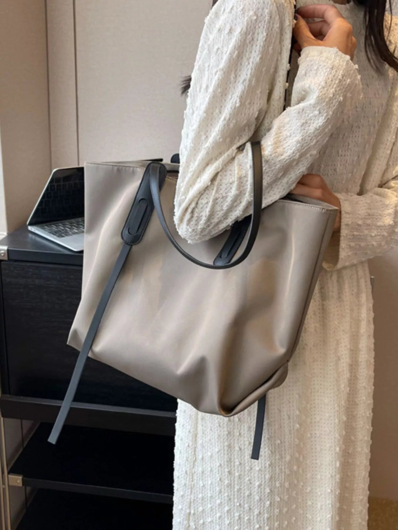 57bbf0c9-ad3c-497e-bdb6-ab6afda0354f-Max-Origin